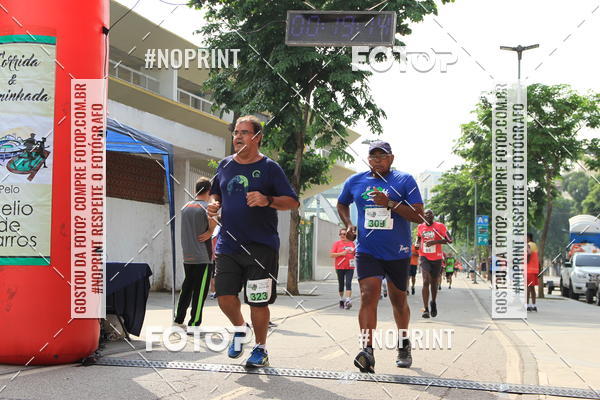 Buy your photos of the event31 Corrida de Confraternizao pela Reconstruo do Estdio de Atletismo Celio de Barros on Fotop