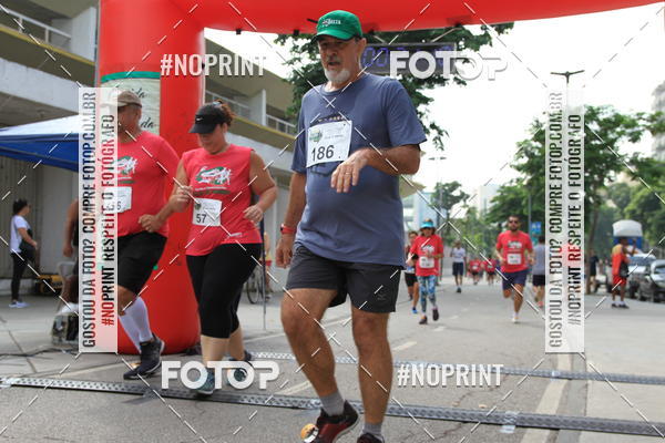 Buy your photos of the event31 Corrida de Confraternizao pela Reconstruo do Estdio de Atletismo Celio de Barros on Fotop