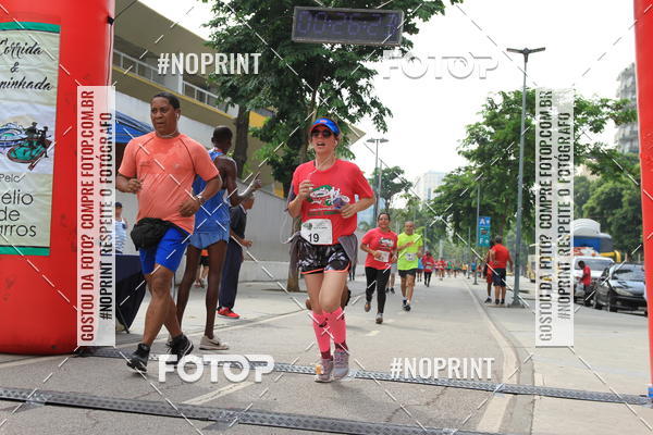 Buy your photos of the event31 Corrida de Confraternizao pela Reconstruo do Estdio de Atletismo Celio de Barros on Fotop