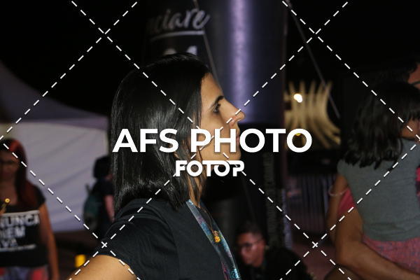 Buy your photos of the eventNeon Night Run 2019 - Brasilia on Fotop