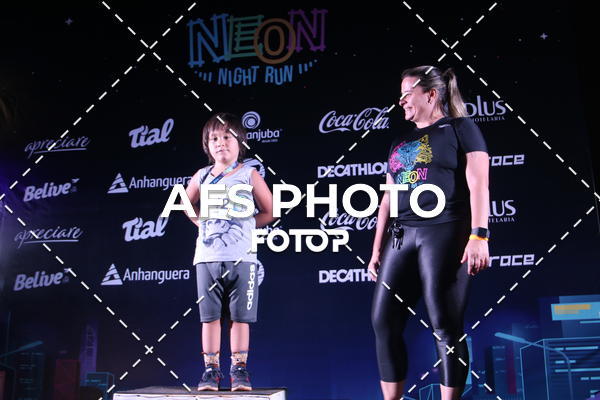 Buy your photos of the eventNeon Night Run 2019 - Brasilia on Fotop