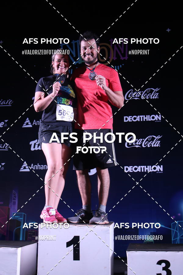 Buy your photos of the eventNeon Night Run 2019 - Brasilia on Fotop