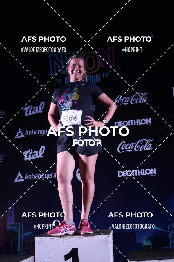 Buy your photos of the eventNeon Night Run 2019 - Brasilia on Fotop