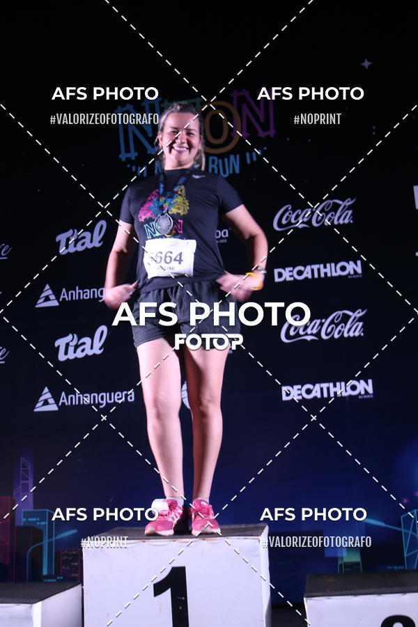 Buy your photos of the eventNeon Night Run 2019 - Brasilia on Fotop