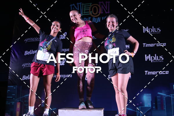 Buy your photos of the eventNeon Night Run 2019 - Brasilia on Fotop