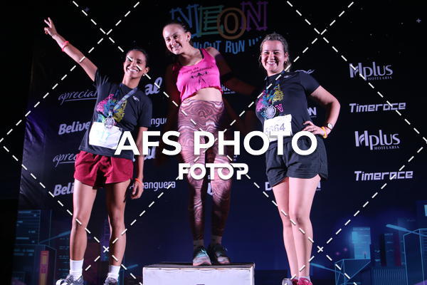 Buy your photos of the eventNeon Night Run 2019 - Brasilia on Fotop