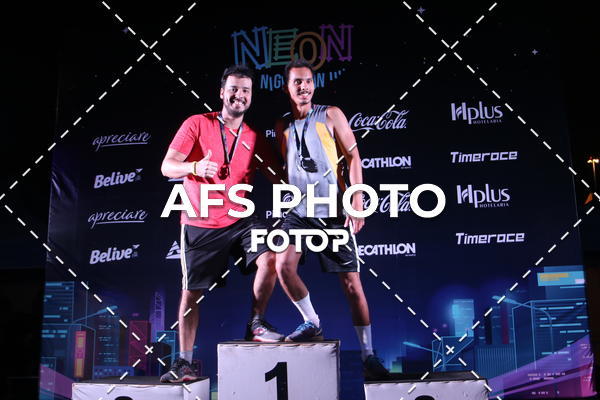 Buy your photos of the eventNeon Night Run 2019 - Brasilia on Fotop