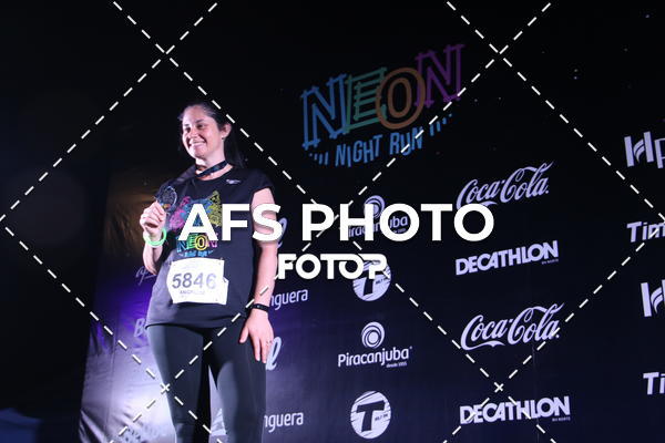Buy your photos of the eventNeon Night Run 2019 - Brasilia on Fotop