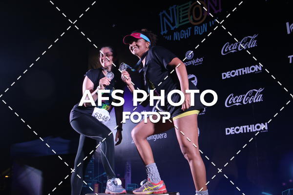 Buy your photos of the eventNeon Night Run 2019 - Brasilia on Fotop