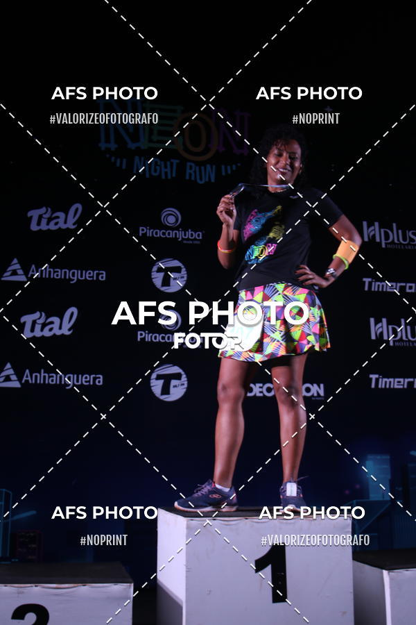 Buy your photos of the eventNeon Night Run 2019 - Brasilia on Fotop