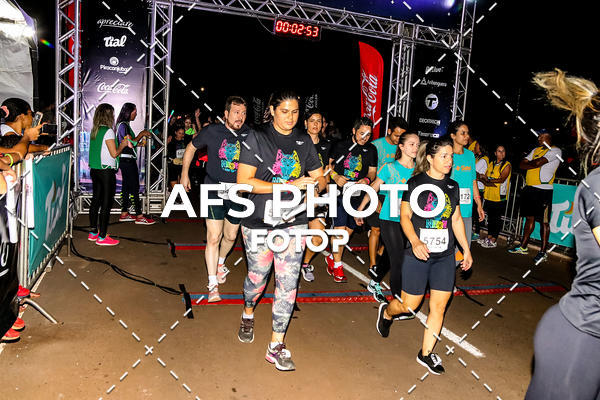 Buy your photos of the eventNeon Night Run 2019 - Brasilia on Fotop