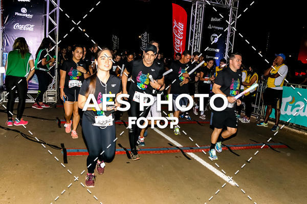 Buy your photos of the eventNeon Night Run 2019 - Brasilia on Fotop