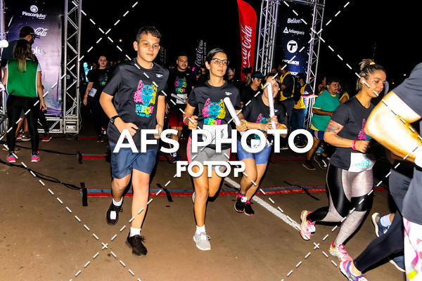 Buy your photos of the eventNeon Night Run 2019 - Brasilia on Fotop