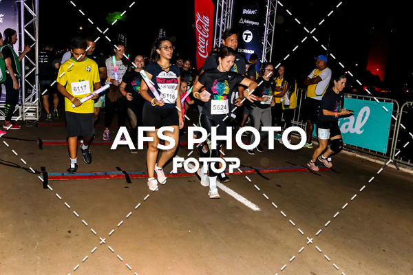 Buy your photos of the eventNeon Night Run 2019 - Brasilia on Fotop