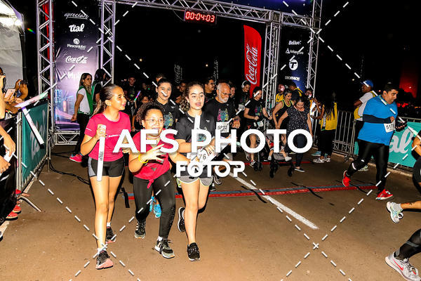 Buy your photos of the eventNeon Night Run 2019 - Brasilia on Fotop