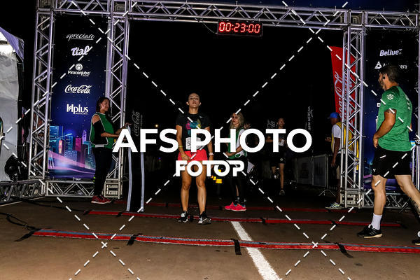 Buy your photos of the eventNeon Night Run 2019 - Brasilia on Fotop