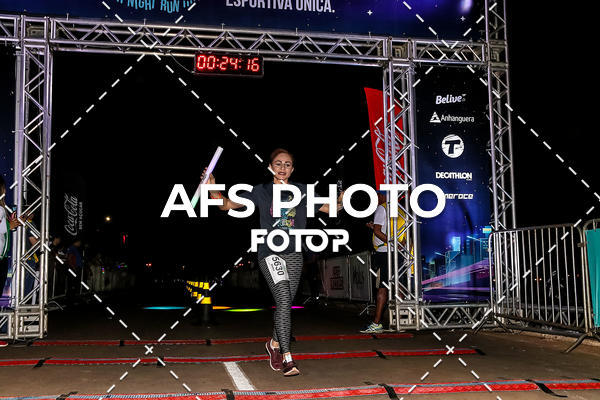 Buy your photos of the eventNeon Night Run 2019 - Brasilia on Fotop