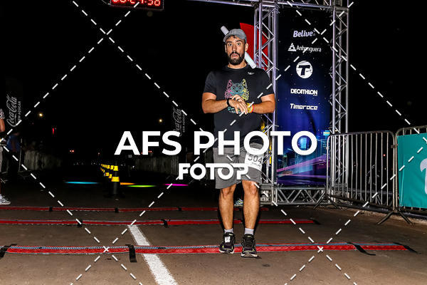 Buy your photos of the eventNeon Night Run 2019 - Brasilia on Fotop