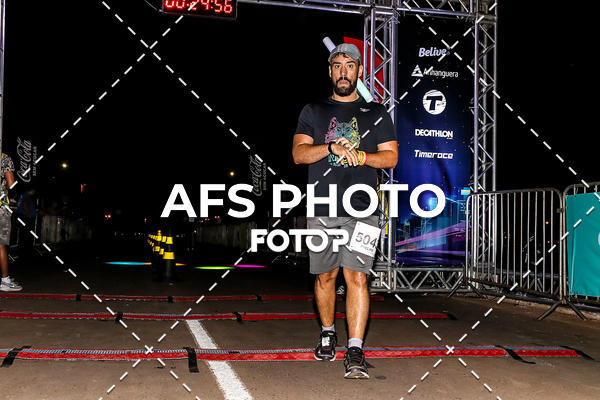 Buy your photos of the eventNeon Night Run 2019 - Brasilia on Fotop