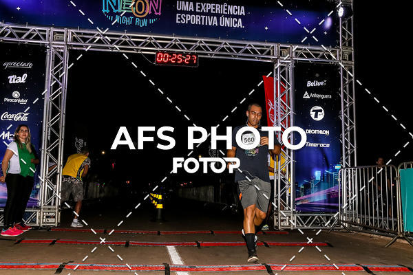 Buy your photos of the eventNeon Night Run 2019 - Brasilia on Fotop