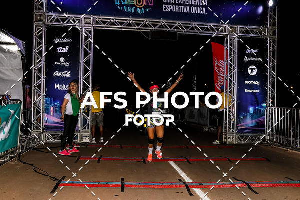 Buy your photos of the eventNeon Night Run 2019 - Brasilia on Fotop
