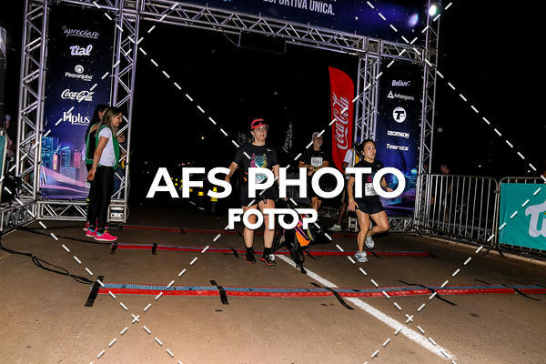 Buy your photos of the eventNeon Night Run 2019 - Brasilia on Fotop