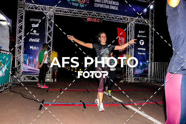 Buy your photos of the eventNeon Night Run 2019 - Brasilia on Fotop