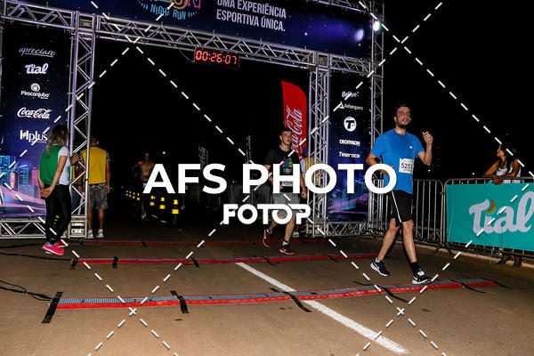 Buy your photos of the eventNeon Night Run 2019 - Brasilia on Fotop
