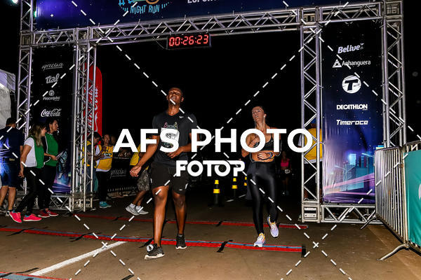 Buy your photos of the eventNeon Night Run 2019 - Brasilia on Fotop