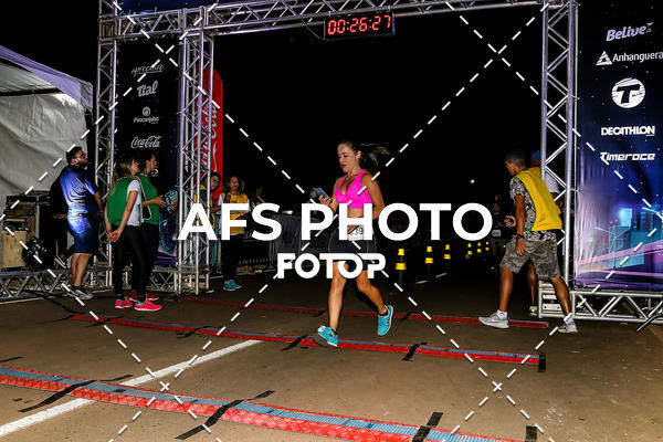 Buy your photos of the eventNeon Night Run 2019 - Brasilia on Fotop