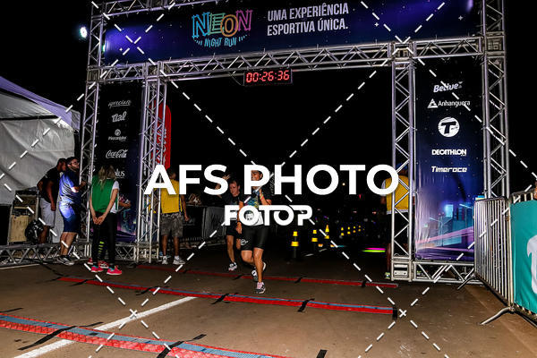 Buy your photos of the eventNeon Night Run 2019 - Brasilia on Fotop
