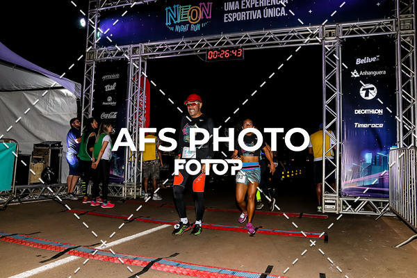 Buy your photos of the eventNeon Night Run 2019 - Brasilia on Fotop