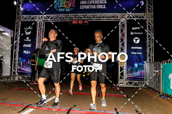 Buy your photos of the eventNeon Night Run 2019 - Brasilia on Fotop