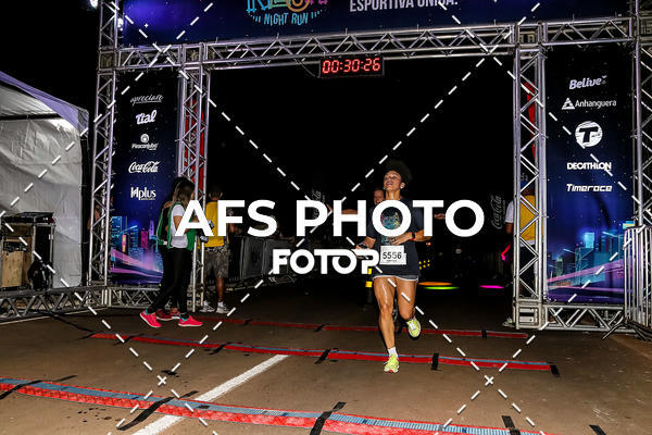 Buy your photos of the eventNeon Night Run 2019 - Brasilia on Fotop