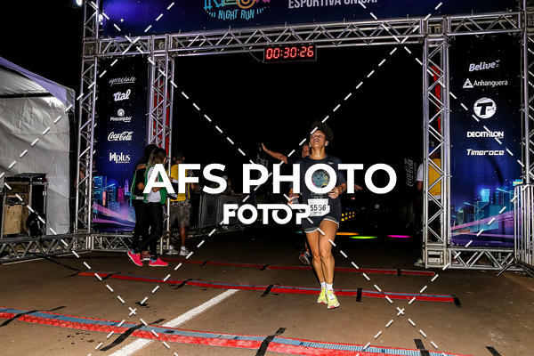 Buy your photos of the eventNeon Night Run 2019 - Brasilia on Fotop