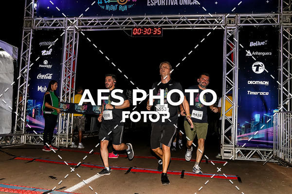 Buy your photos of the eventNeon Night Run 2019 - Brasilia on Fotop
