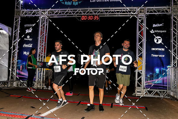 Buy your photos of the eventNeon Night Run 2019 - Brasilia on Fotop