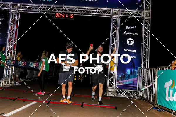 Buy your photos of the eventNeon Night Run 2019 - Brasilia on Fotop