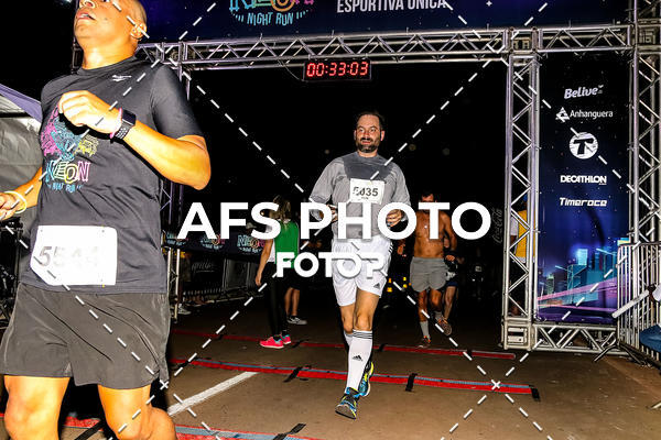 Buy your photos of the eventNeon Night Run 2019 - Brasilia on Fotop