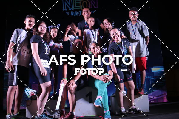Buy your photos of the eventNeon Night Run 2019 - Brasilia on Fotop