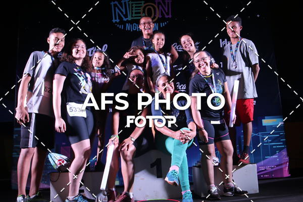 Buy your photos of the eventNeon Night Run 2019 - Brasilia on Fotop