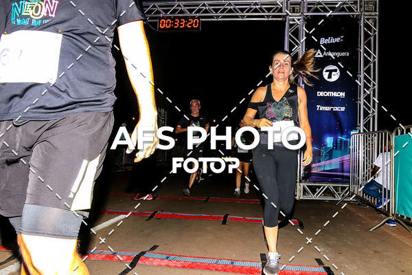 Buy your photos of the eventNeon Night Run 2019 - Brasilia on Fotop