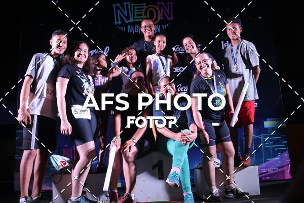 Buy your photos of the eventNeon Night Run 2019 - Brasilia on Fotop
