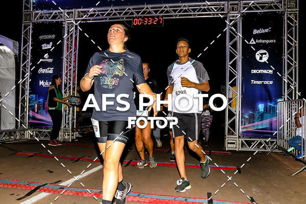 Buy your photos of the eventNeon Night Run 2019 - Brasilia on Fotop