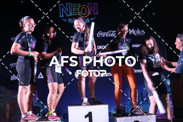 Buy your photos of the eventNeon Night Run 2019 - Brasilia on Fotop