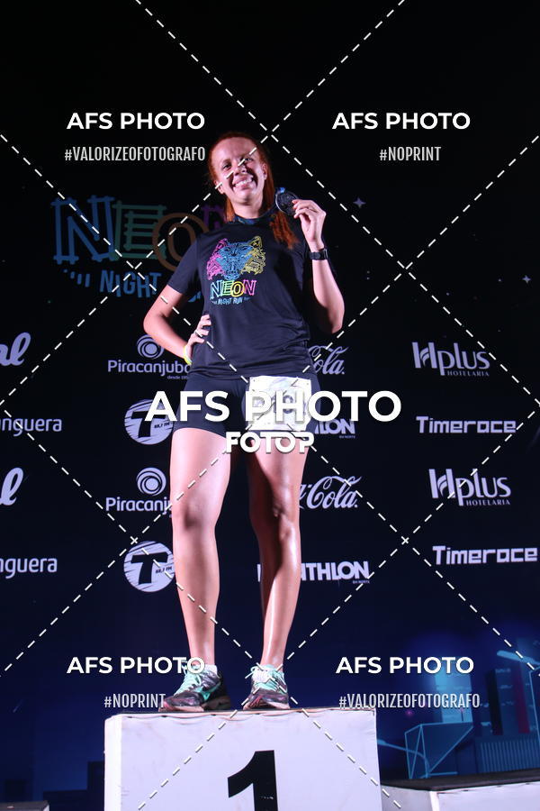 Buy your photos of the eventNeon Night Run 2019 - Brasilia on Fotop