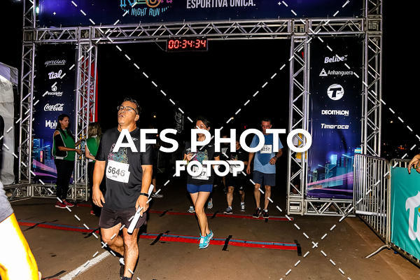 Buy your photos of the eventNeon Night Run 2019 - Brasilia on Fotop