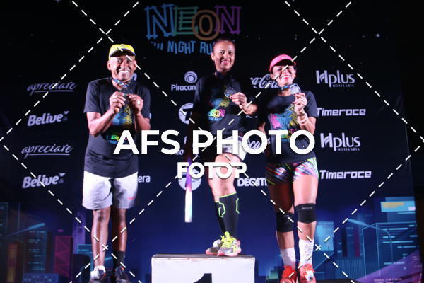 Buy your photos of the eventNeon Night Run 2019 - Brasilia on Fotop