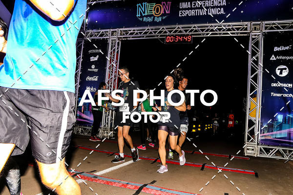 Buy your photos of the eventNeon Night Run 2019 - Brasilia on Fotop