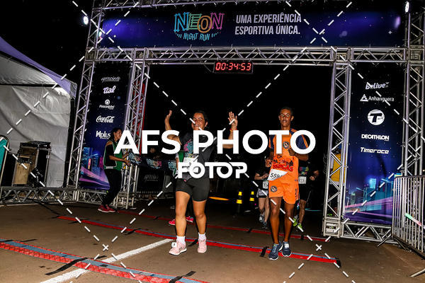 Buy your photos of the eventNeon Night Run 2019 - Brasilia on Fotop
